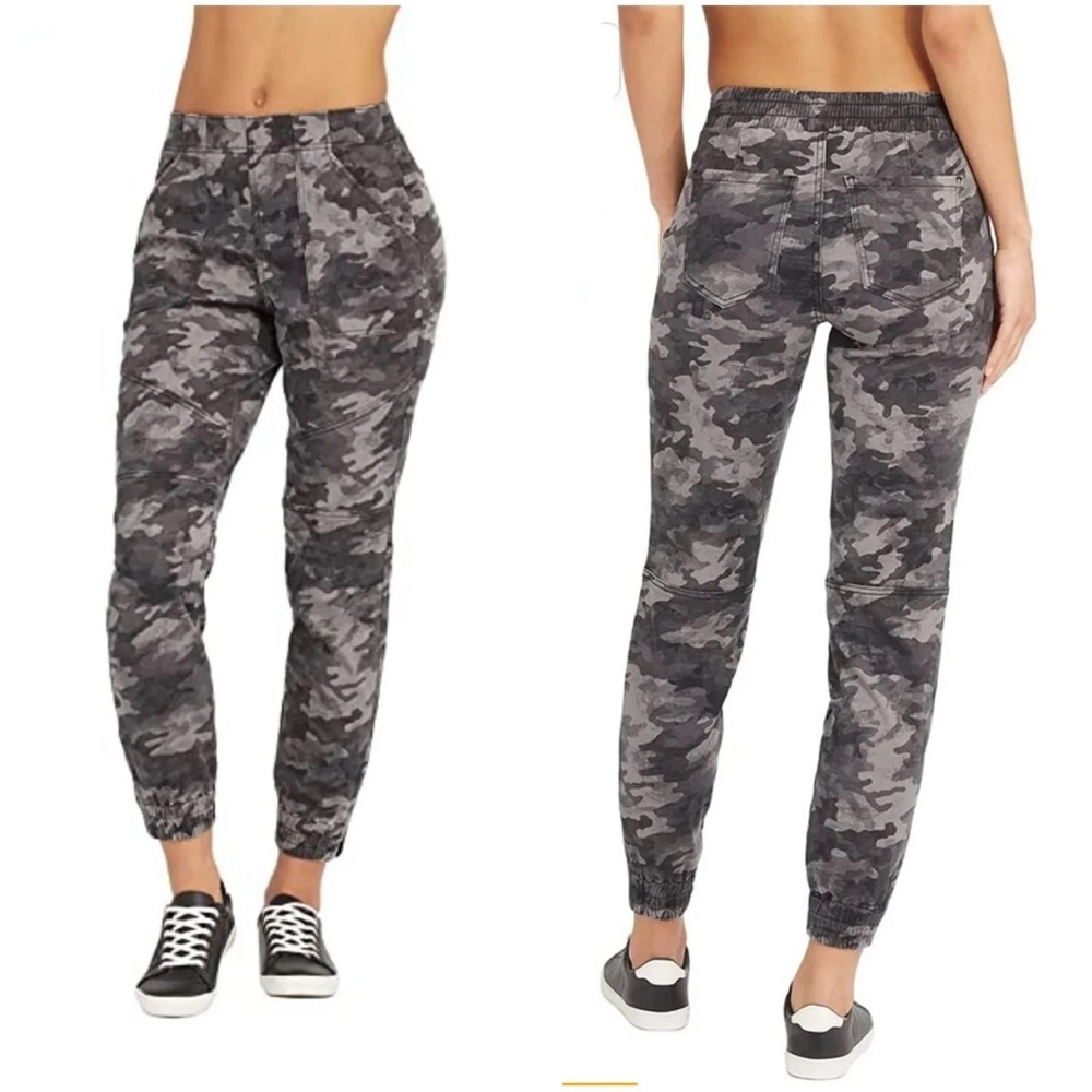 Spanx Stretch Twill Cargo Jogger Pants Gray Camo Elastic Zip Ankle 20319R Size L
